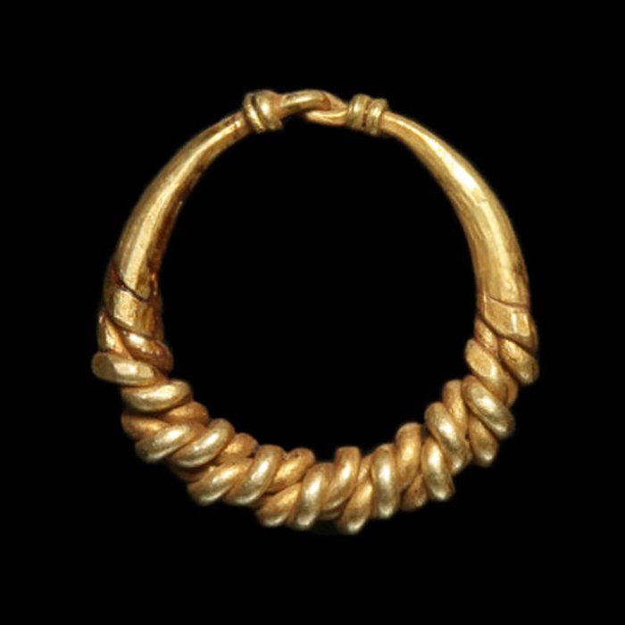 Medieval Viking Gold Ring - 2 cm inside D - 9.6 grams - Catawiki