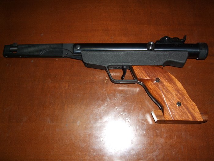 Diana Mod 6M-T01 Cal.4.5\177 Air Pistol  02\1993