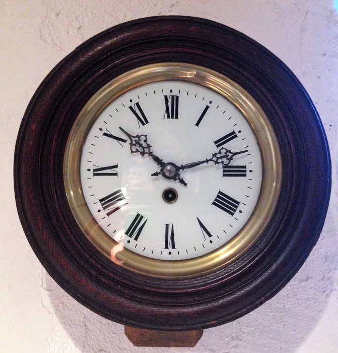 Clock - French bullseye - Period: 1880/1900