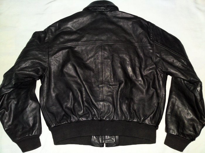 Alpha Industries USA - CWU 45/P A2 Flight Bomber Leather jacket - Catawiki