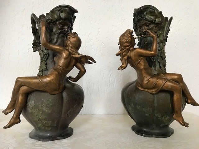 Charles Georges Ferville-Suan (1847-1925) - set of Art Nouveau patinated metal vases decorated with figurine