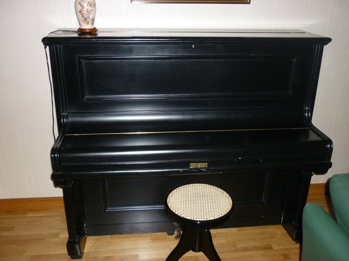 Piano Hölling & Spangenberg serial number 25332 Germany between 1887 and 1920