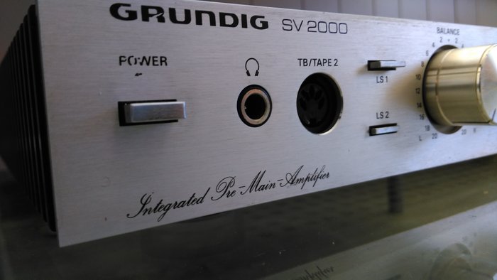 Grundig SV-2000 amplifier
