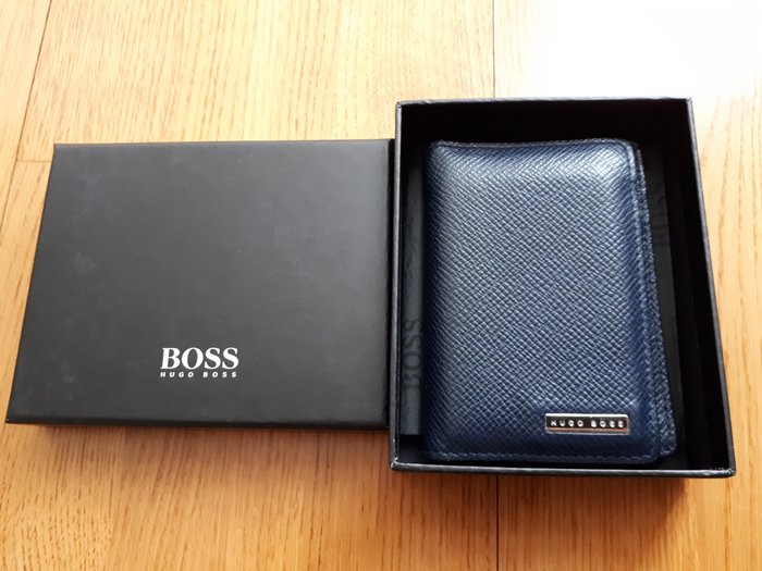 hugo boss wallet amazon india
