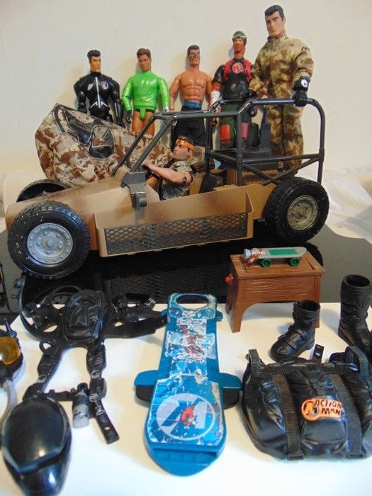 Lot of 7 Vintage Action Man - 1994 / 2004 - And a big buggy vehicle