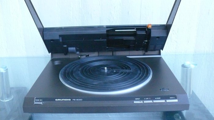 Grundig PS 6000 linear tracking direct drive turntable