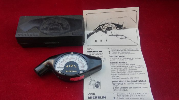 Contrôleur de pression Michelin Bibendum - Vigil - 1970