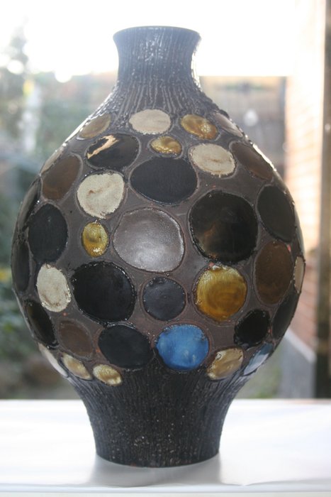 Rogier Vandeweghe - Vase - Signed Perignem with round enamel surfaces