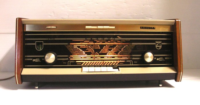 Philips B5X04A - Bi-Ampli -9 tube radio from 1960