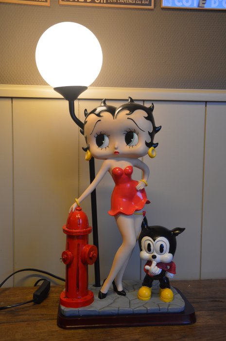 very rare large Betty Boop lamp  - King Features Syndicate, inc. / Fleischer Studio Inc 2003  - 59 cm High