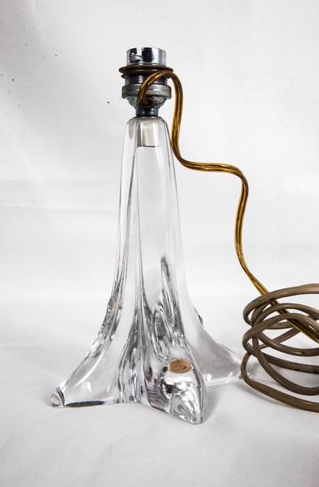 1 lamp foot Cristallerie de Lorraine, France.