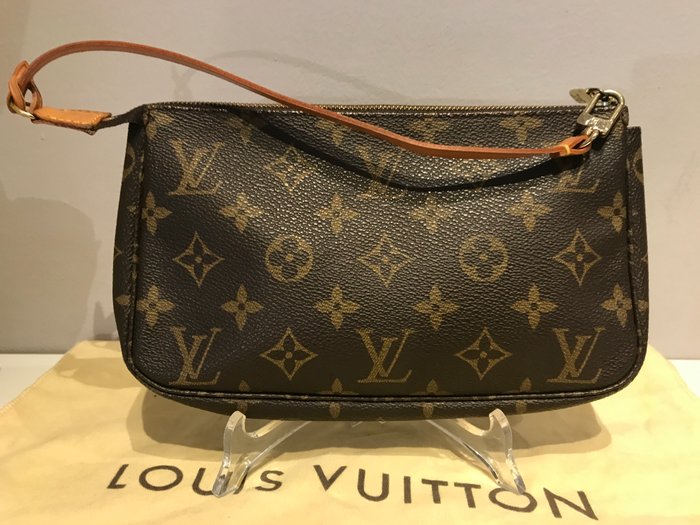 Louis Vuitton - Mini Pochette Accessoires - Pochette - Catawiki