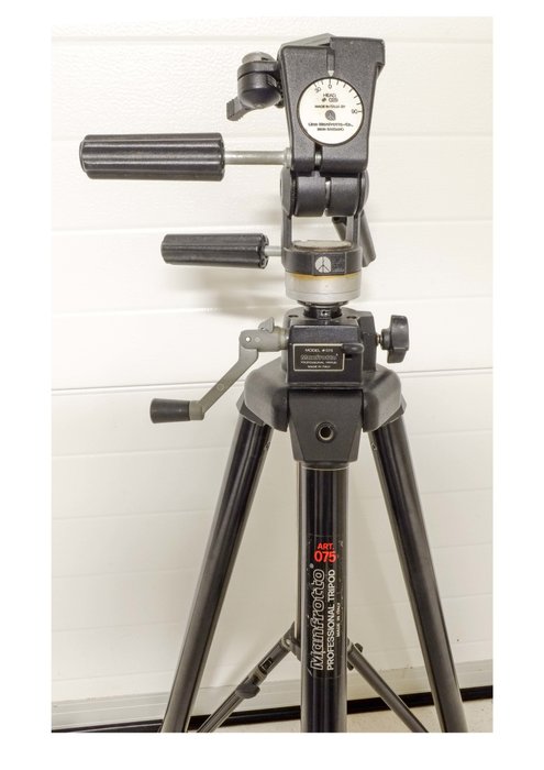 Manfrotto ART 075 tripod with 029 3D head