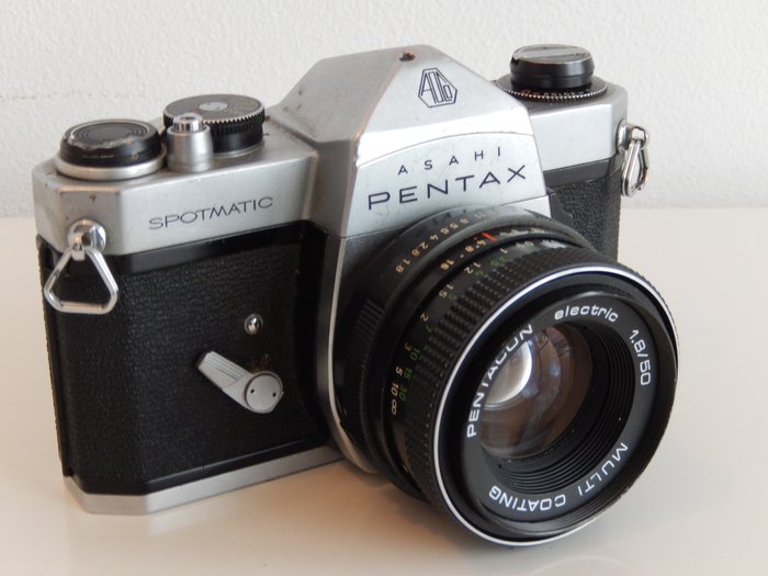 Asahi Pentax Spotmatic SP (chrome) camera