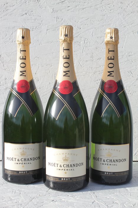 Triviaal strelen Klokje Moët & Chandon Imperial Brut Champagne – 3 Magnums (1,5L) - Catawiki