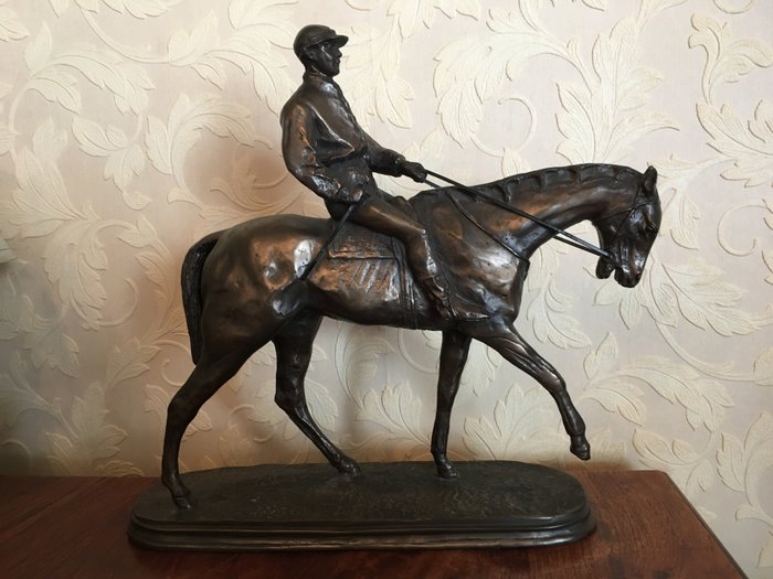 Sculpture - walking horse with jockey O. Tupton-Bronze alloy - 2nd half 20th century - England