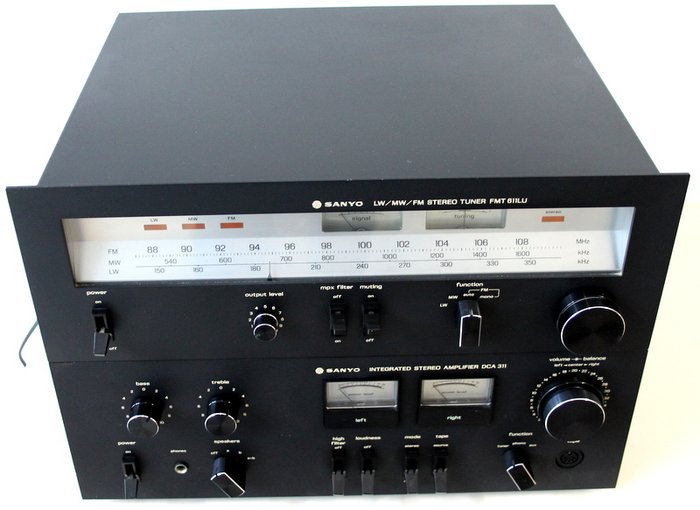 HIFI 1978 Sanyo FMT 611 LU Tuner Radio & Amplificatore Sanyo DCA-311 BASIC SPECS USA Original e rari