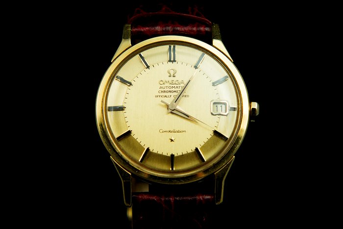 Vintage Omega Constellation "PIE PAN" Watch Cal. 561 Solid 18k Gold 1969