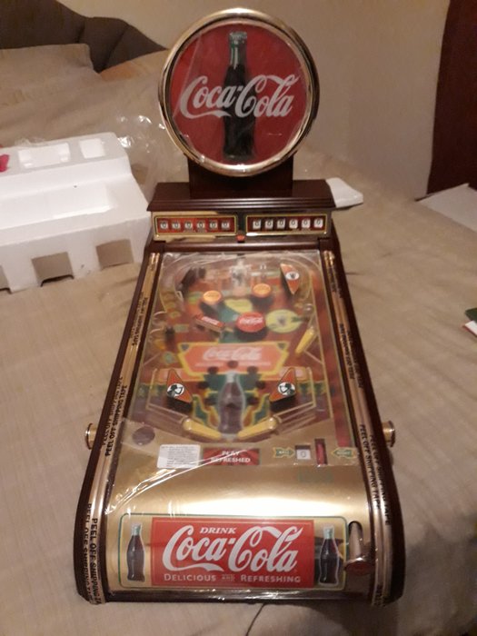 Franklin Mint Coco Cola Deluxe Edition Pinball Machine 