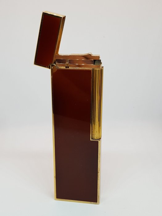 St Dupont table lighter in Chinese lacquer - Catawiki