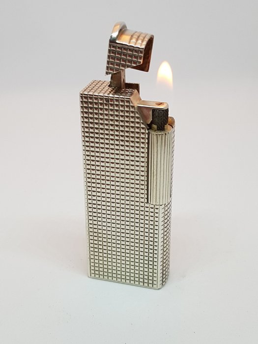 Dunhill lighter in sterling silver