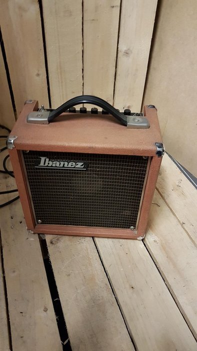 Vintage orange guitar amplifier 70s/80s Ibanez IBZ 20 (made in Japan)
