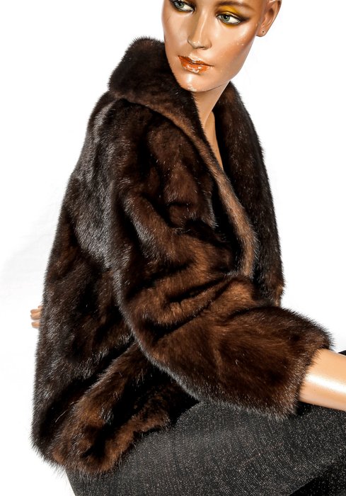 Elegant Short Dark Brown Mink Jacket, Dark Brown Mink Fur Coat
