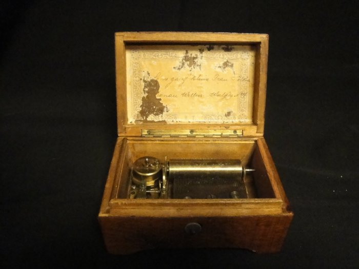 Thorens wooden music box, Switzerland, around 1900