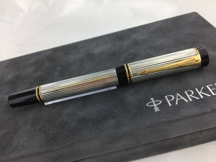 Parker Duofold Sterling Silver International Fountain pen New Old Stock