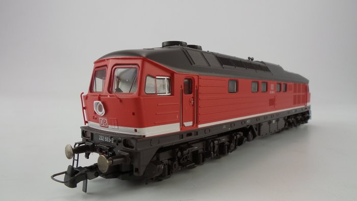 Roco H0 - 43705 - Μηχανή τρένου ντίζελ - BR 232 'Ludmilla' - DB