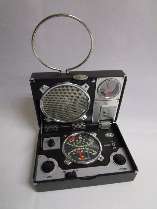 Spirit Of St.Louis - New York - Paris  - Travel radio / Alarm Clock - 20th Century