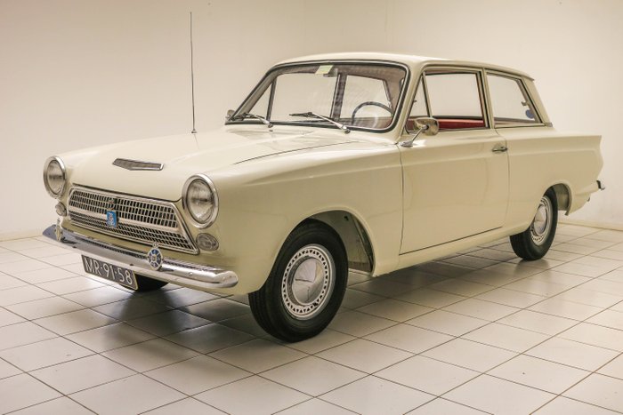 Ford - Cortina Consul Deluxe - 1963