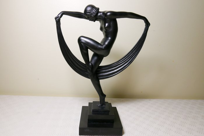 Max Le Verrier (1892-1973) - naked dancer with a scarf -  Art Deco sculpture in black patina cast-iron