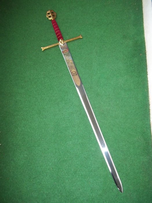 Franklin Mint-The sword of Christopher Columbus-with 24 carat gold plated hilt-includes certificate of authenticity.