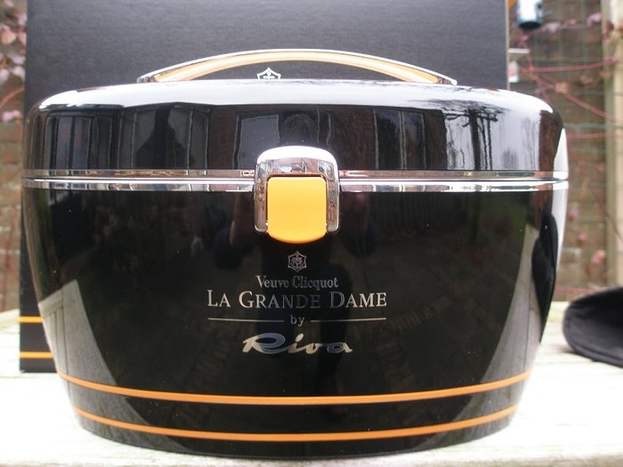1998 Veuve Clicquot La Grande Dame, Riva Vanity Case, nieuwstaat