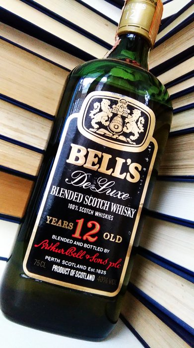 Bell's De Luxe Blended Scotch Whisky - 12 Years Old - Very Old Bottling