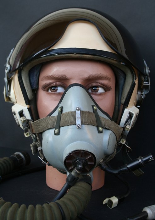 Rare! Original, Russian Air Force CCCP, fighter pilot fighter helmet - pilot helmet including oxygen mask. Mig-21, Mig-23, Mig-29, Su-22.