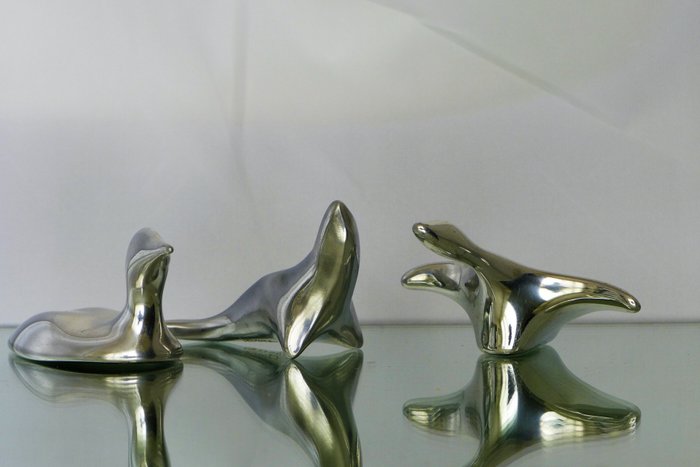 Hoselton - 3 organically designed aluminium sculptures, signed.