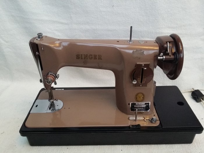 Antique sewing machine, Singer 201K sewing machine