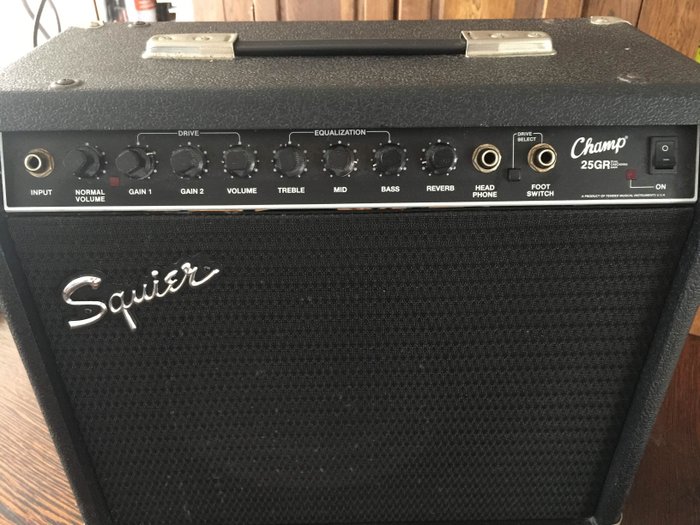 Misericordioso Pagar tributo fuente Squier Amplifier Champ 25GR from 1995 - Catawiki