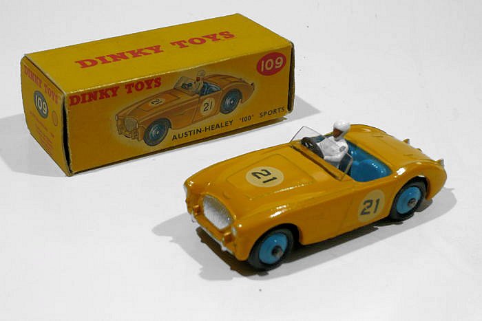 Dinky toy 109 AUSTIN-HEALEY 1:43 à partir de 1955 87850 