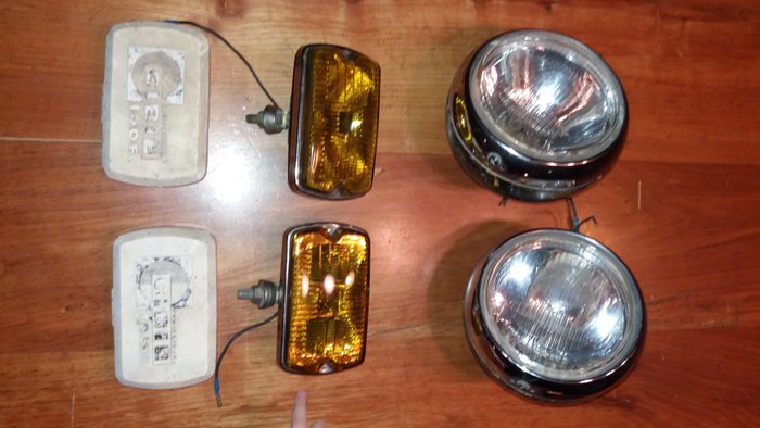 Batch of 2 pairs of CIBIE additional headlights - CIBIÉ Oscar & CIBIÉ iode 35 (Long range and Fog lights)