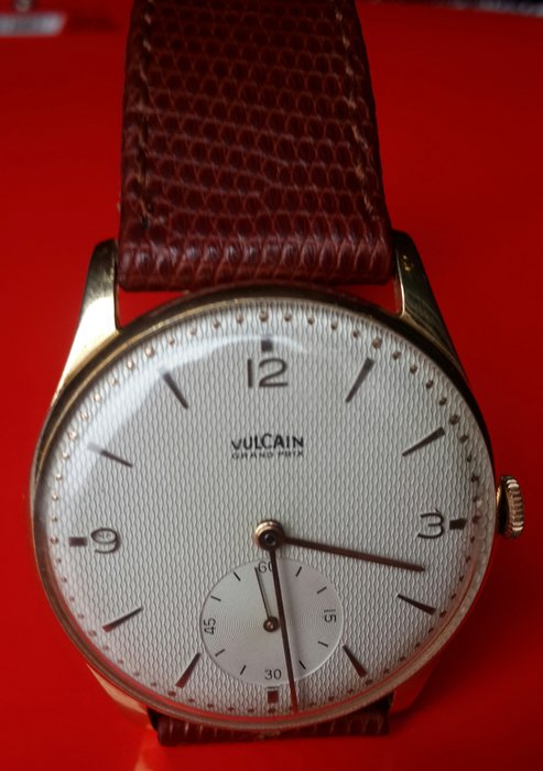 Reloj de pulsera Vulcain Grand Prix con caja de 40 mm de oro de 18 kt (17 gramos), clásico de 1960 para hombre