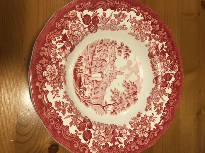 Royal Worcester - Avon Scenes Palissy tableware set, red