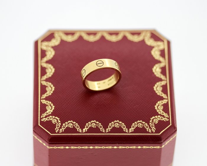 size 8 cartier ring