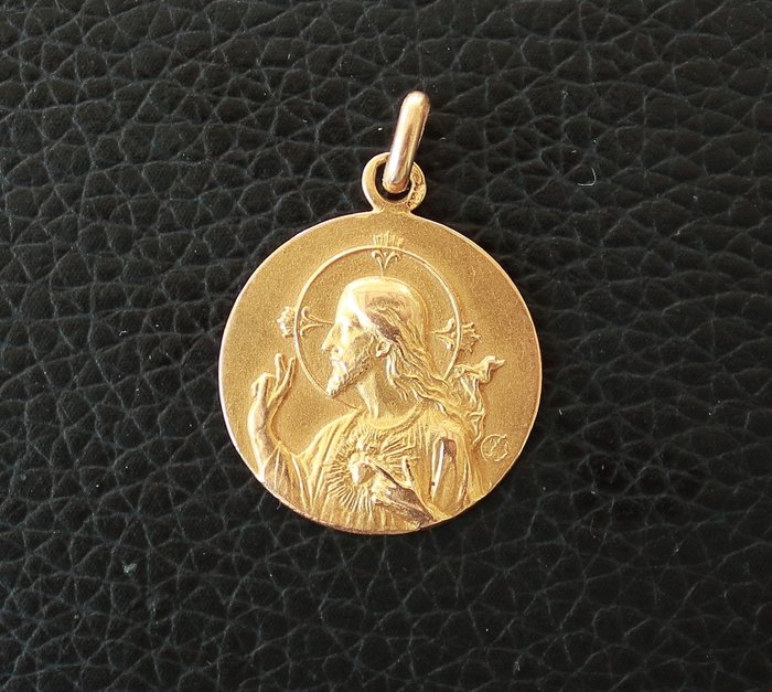 Sacred Heart of Jesus medal, in 18 kt gold.