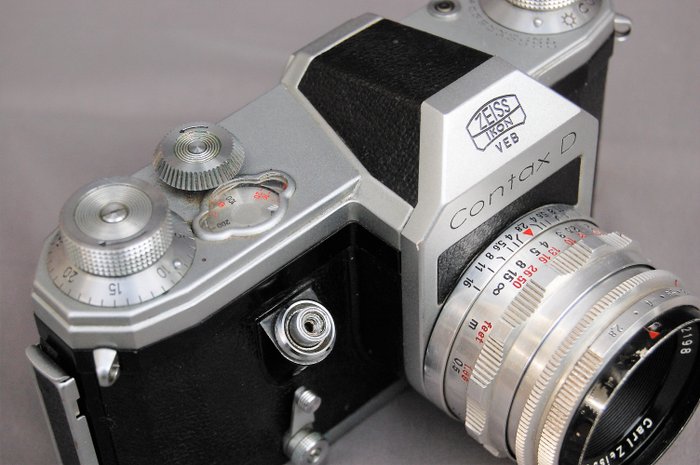 Zeiss-Ikon Contax D  (VEB) from ca 1954 35mm reflex