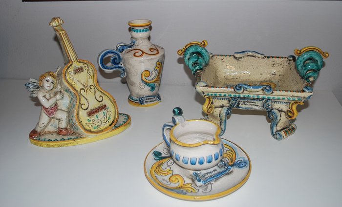 Lampasona Caltagirone - lot of 4 ceramic artifacts, various objects