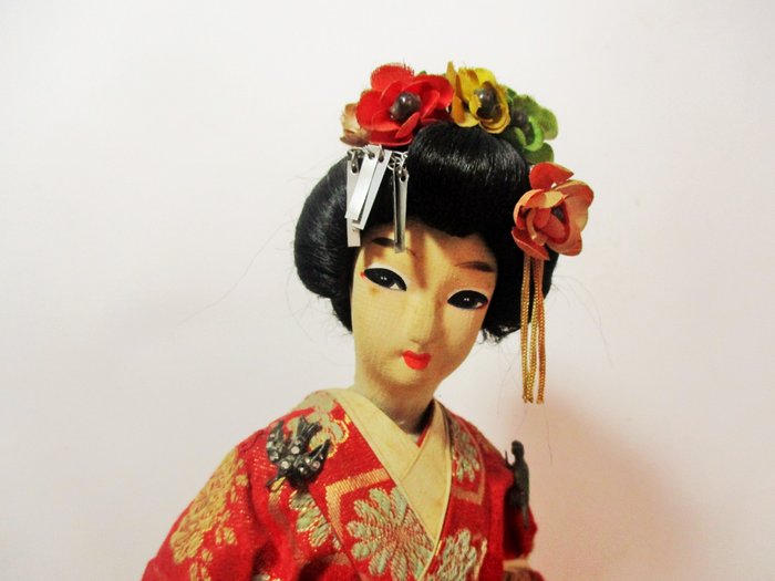 Rare Antique Gueisha doll made of cloth 