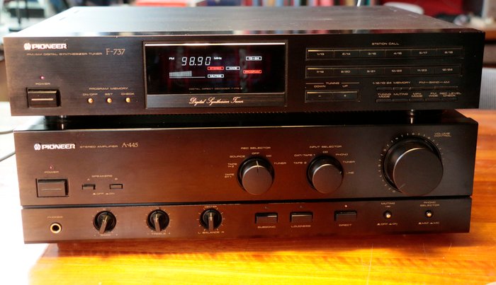 PIONEER AMPLIFIER AND TUNER A-445 AND F737